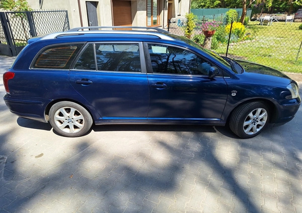 Toyota Avensis cena 7500 przebieg: 398986, rok produkcji 2004 z Tychy małe 106